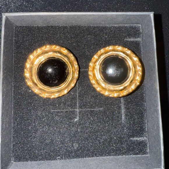 Vintage Chanel Elegant Gold and Black Stud Earrings - Picture 1 of 3